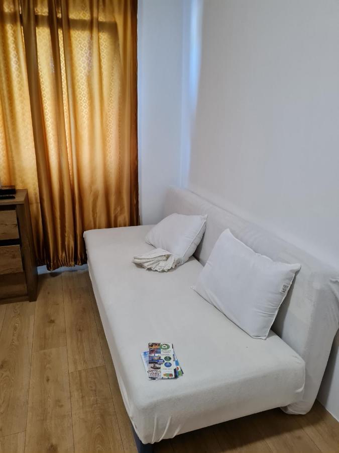 Kakasdombi Apartman Hotel Balatonszabadi Fürdőtelep Szoba fotó